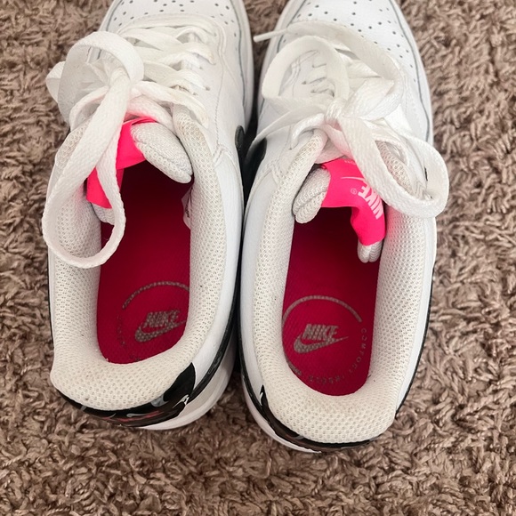 Airforces - Picture 6 of 7